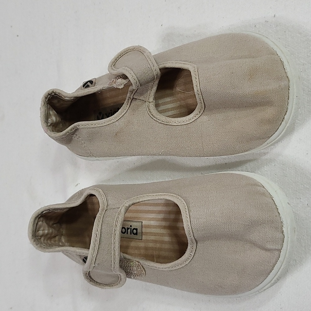 Victoria Girls Mary Jane Canvas Shoes Tan Hook&Loop Rubber Soles Sz 29/11.5 GUC